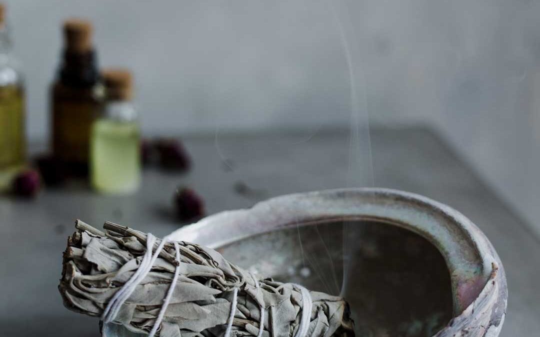 Bridging the Gap: Ancient Folk Medicine in Modern Holistic Health